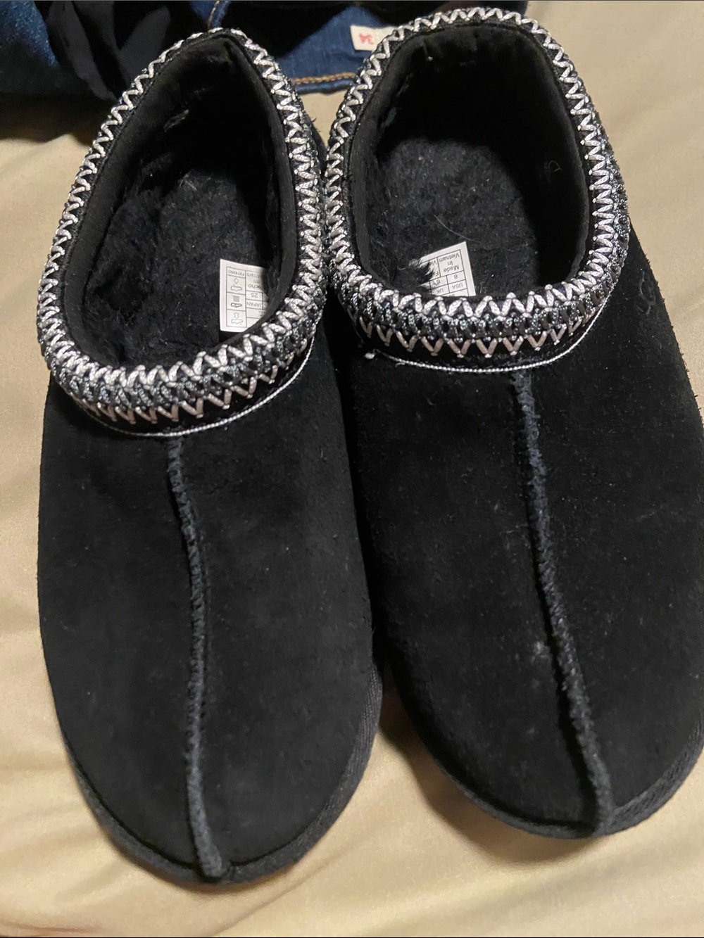 Ugg Plushy Slip On Womens Sz 8